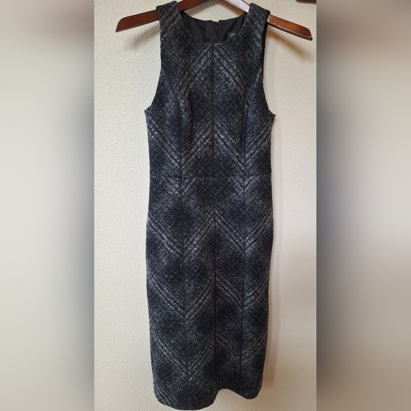Banana Republic Womens Wool Blend Black/Gray Sleeveless Midi Dress Size 0P - Picture 1 of 7